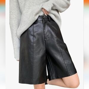 NWT Lucrosun Vegan Black Leather Women's Shorts_Med